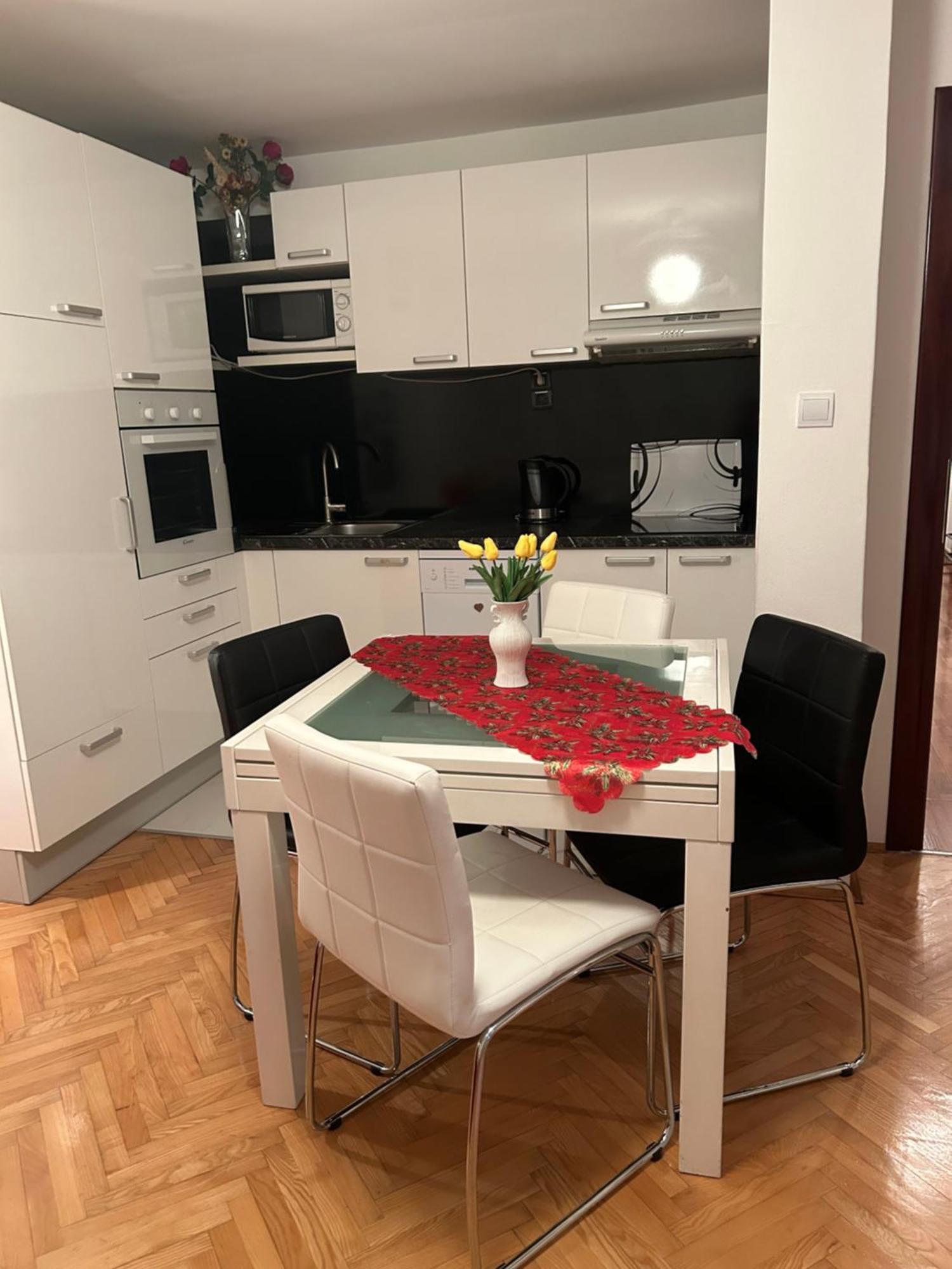 Apartment Tea 2 Спліт Екстер'єр фото